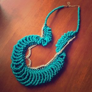 Gold and turquoise bead neacklace